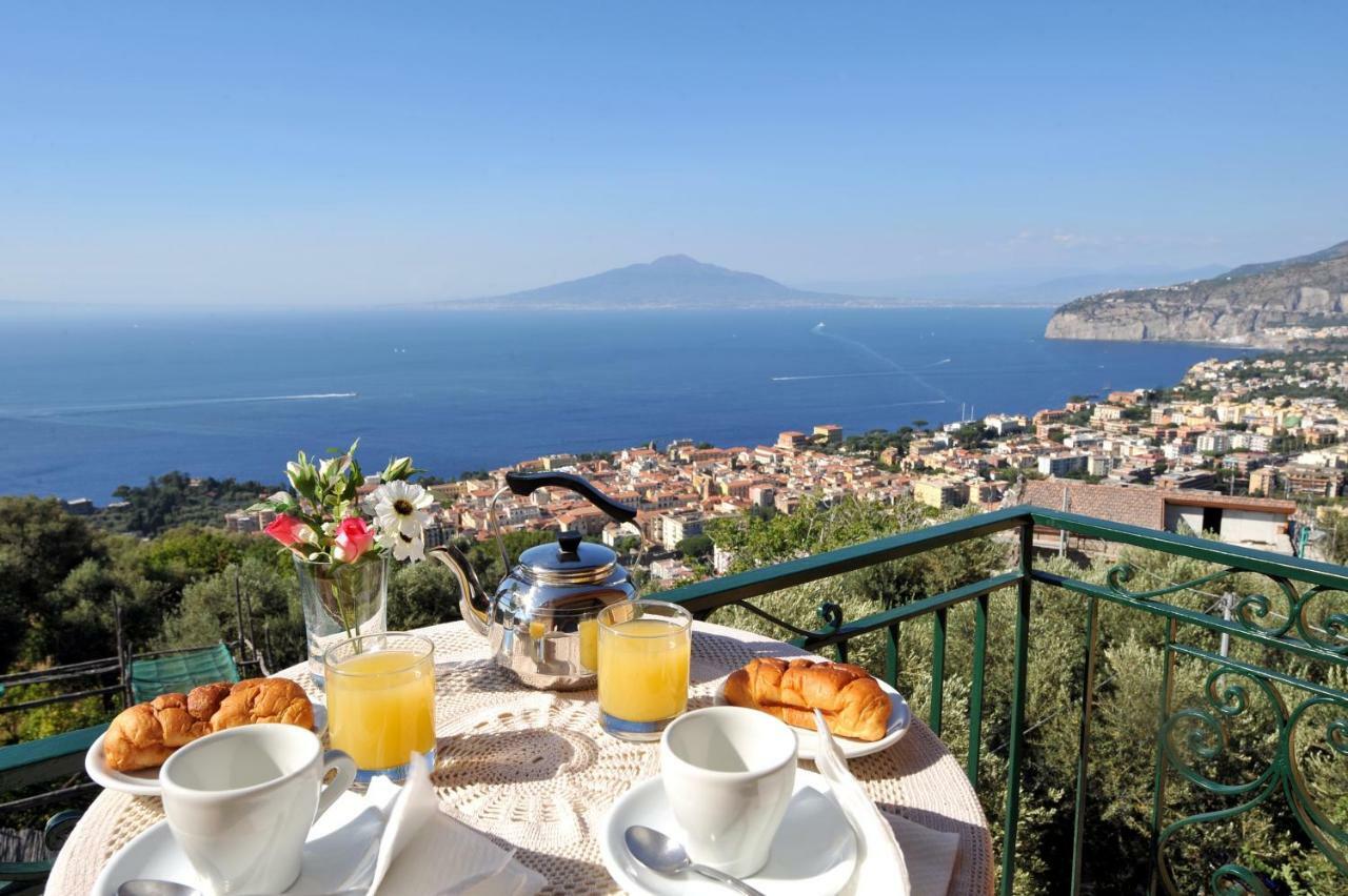 Casa Vacanze Chery Sorrento Exterior foto